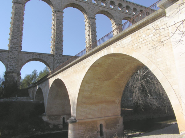 Eisenbahnbrücke Roquefavour 