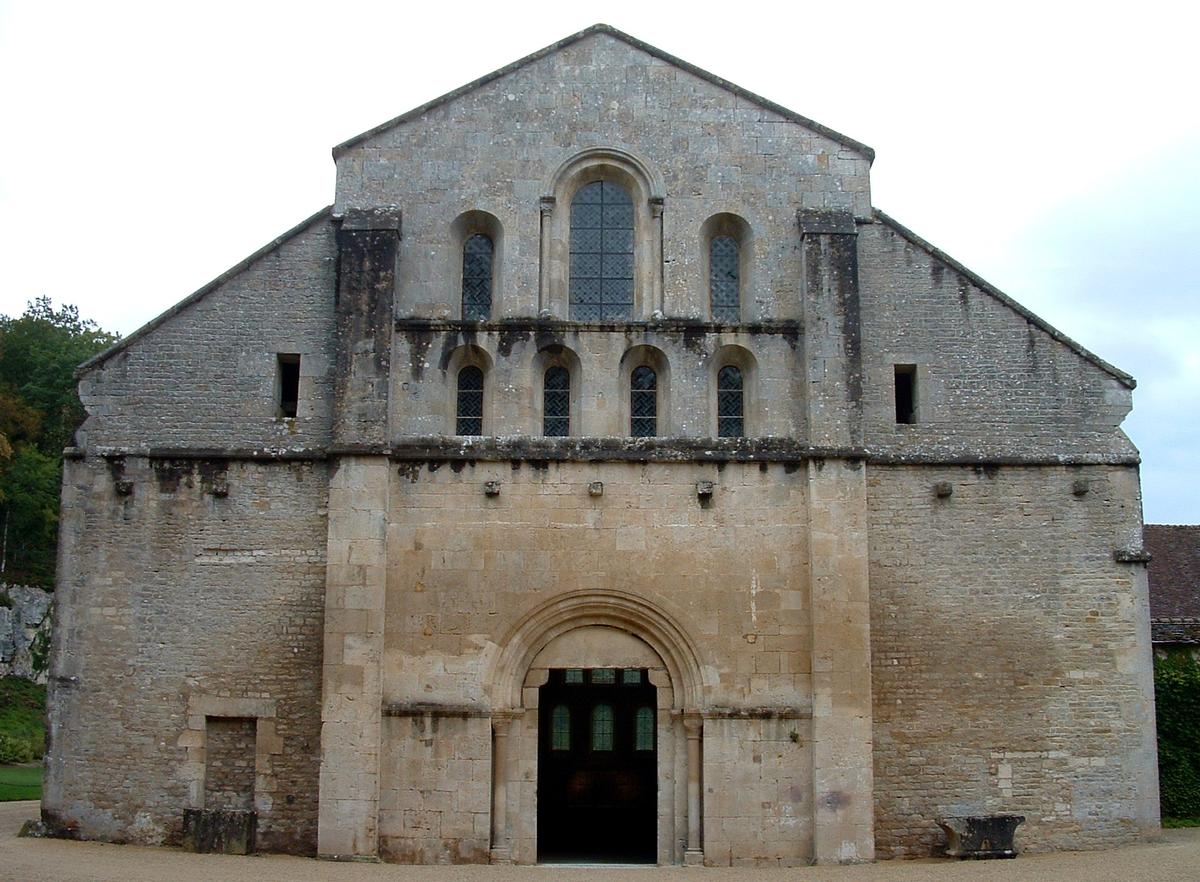 Abbaye de FontenayFaçade de l'église 