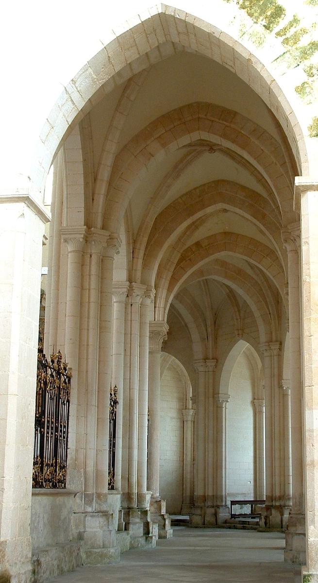 Abbaye de Pontigny - Déambulatoire 