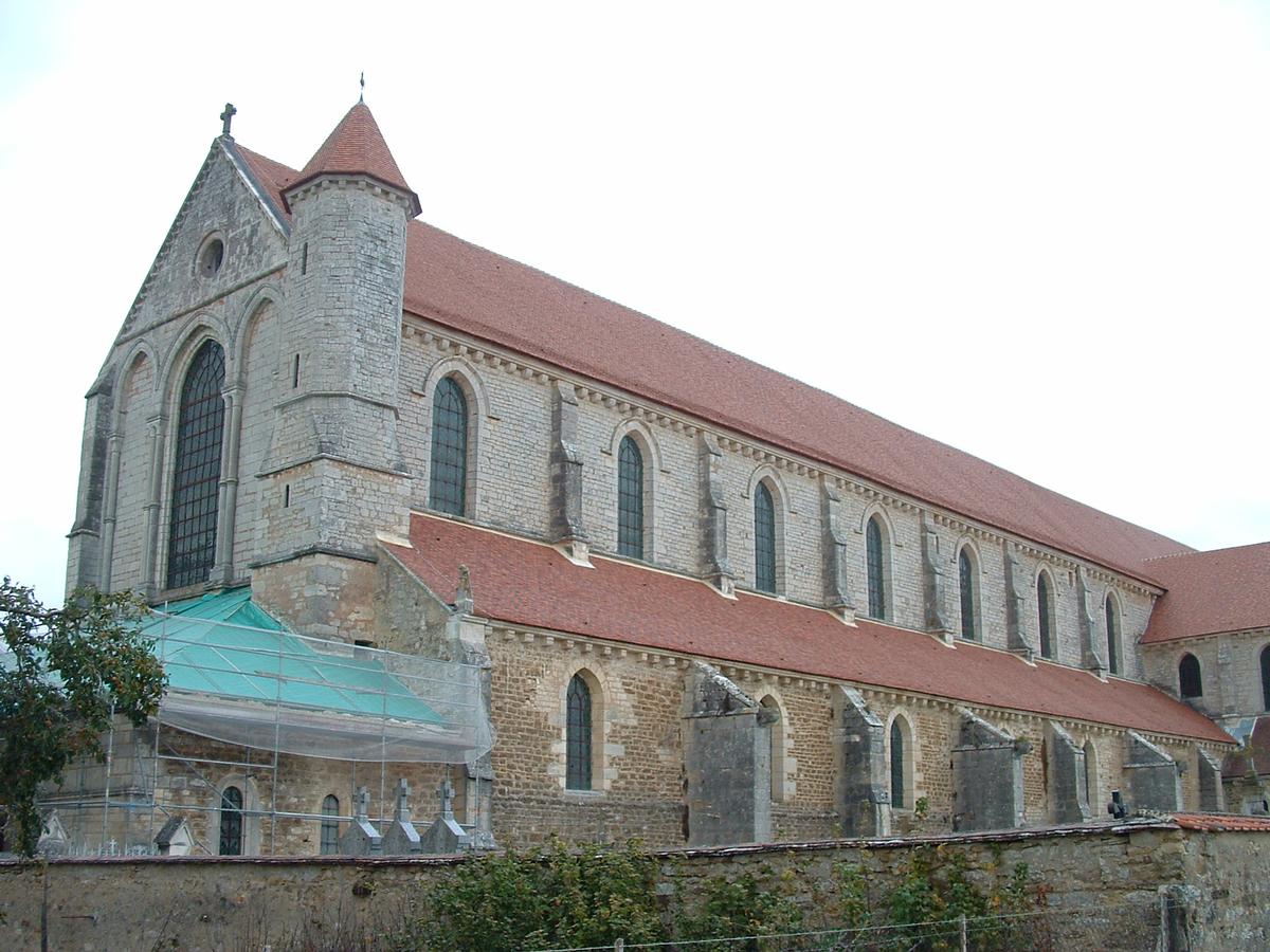 Abbaye de Pontigny - Nef - Extérieur 