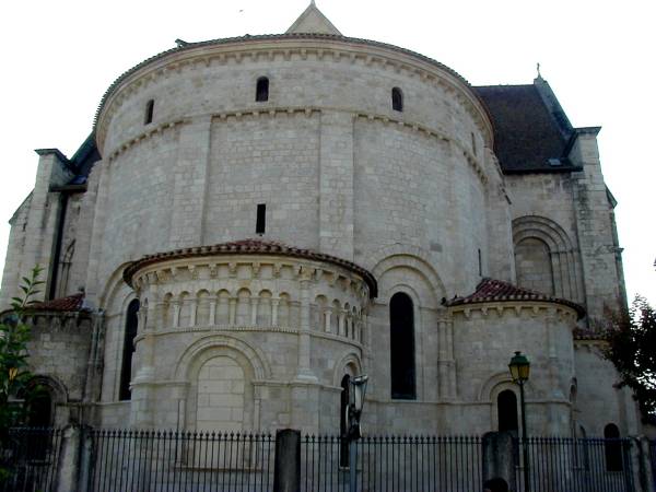 Cathédrale Saint-Caprais, AgenChevet 