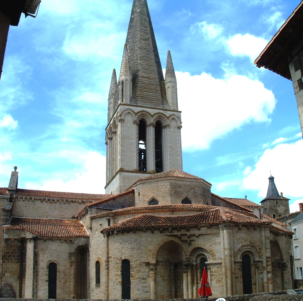 Abteikirche Saint-Pierre, Airvault 