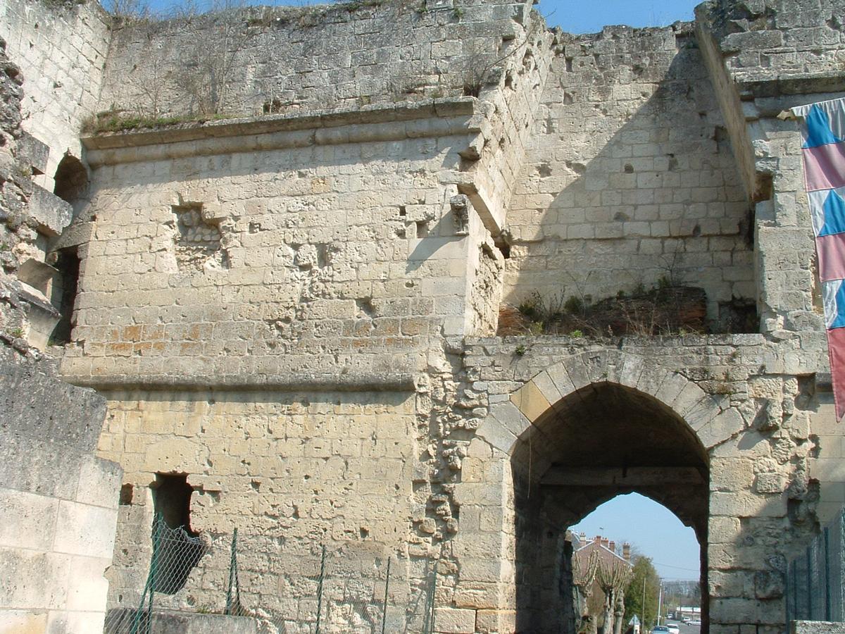 Porte de Laon, Coucy-le-Château-Auffrique 