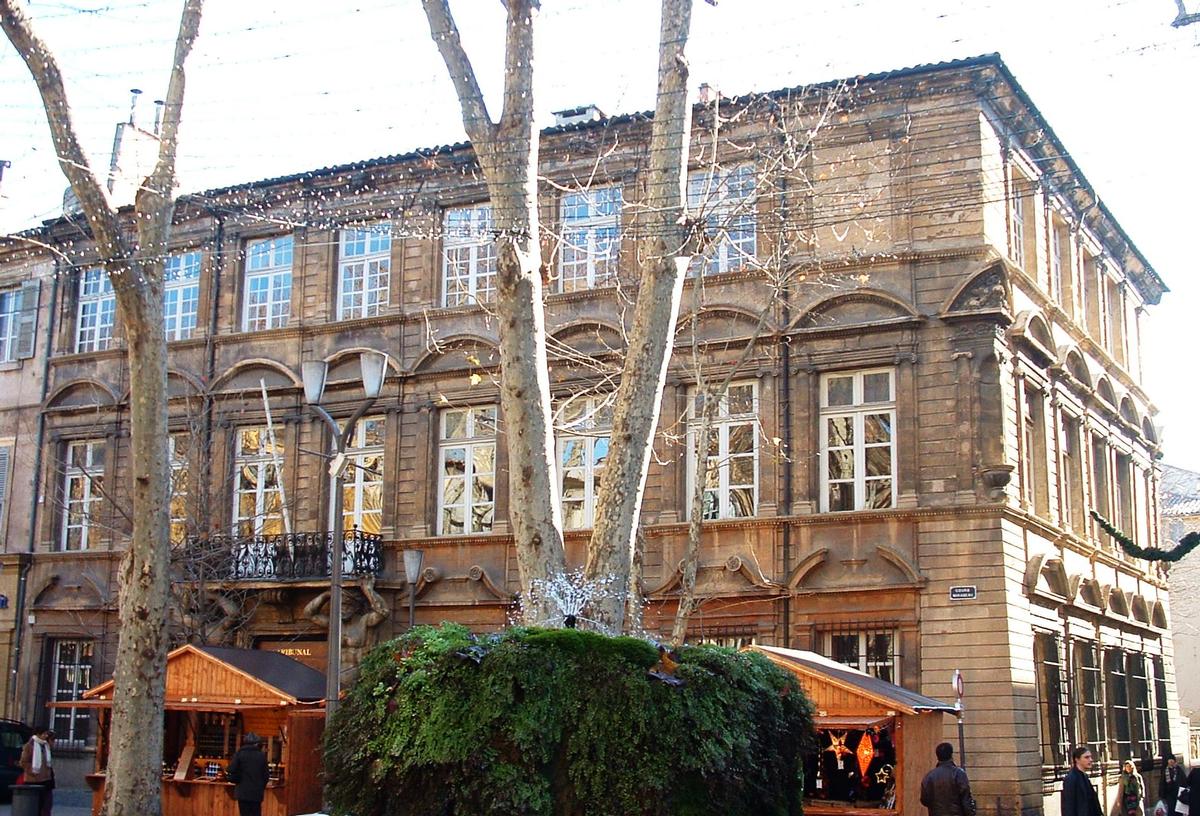 Aix-en-Provence - Hôtel Maurel de Pontevès actuel Tribunal de Commerce - 38 cours Mirabeau 