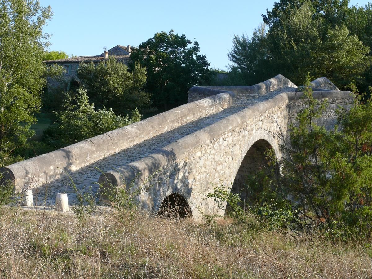 Pont roman de Mane 