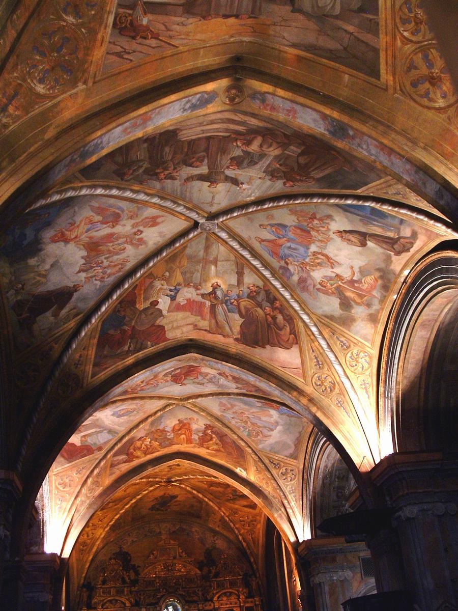 Nice - Monastère de Cimiez - Les voûtes de l'église sont décorées de fresques sur la vie de saint François 