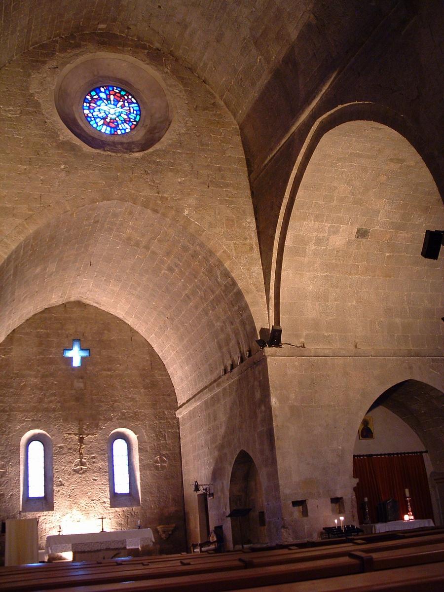 Valbonne - Abbaye Sainte-Marie - Choeur et bras droit du transept 