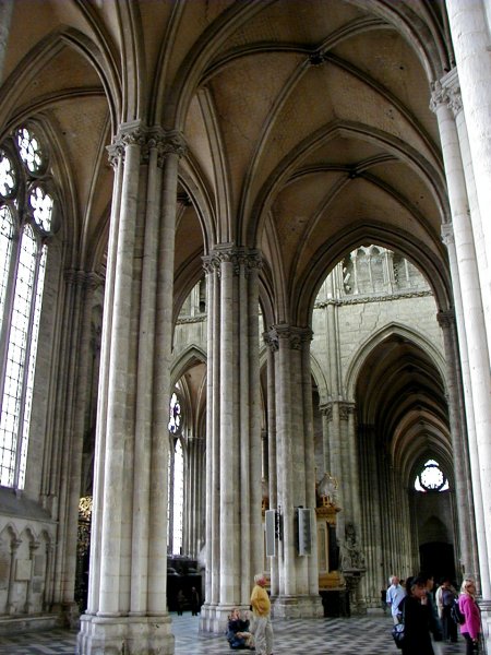 Cathédrale Notre-Dame d'Amiens.Double déambulatoire 