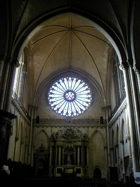 Cathédrale Saint-Maurice à Angers.Bras sud du transept 