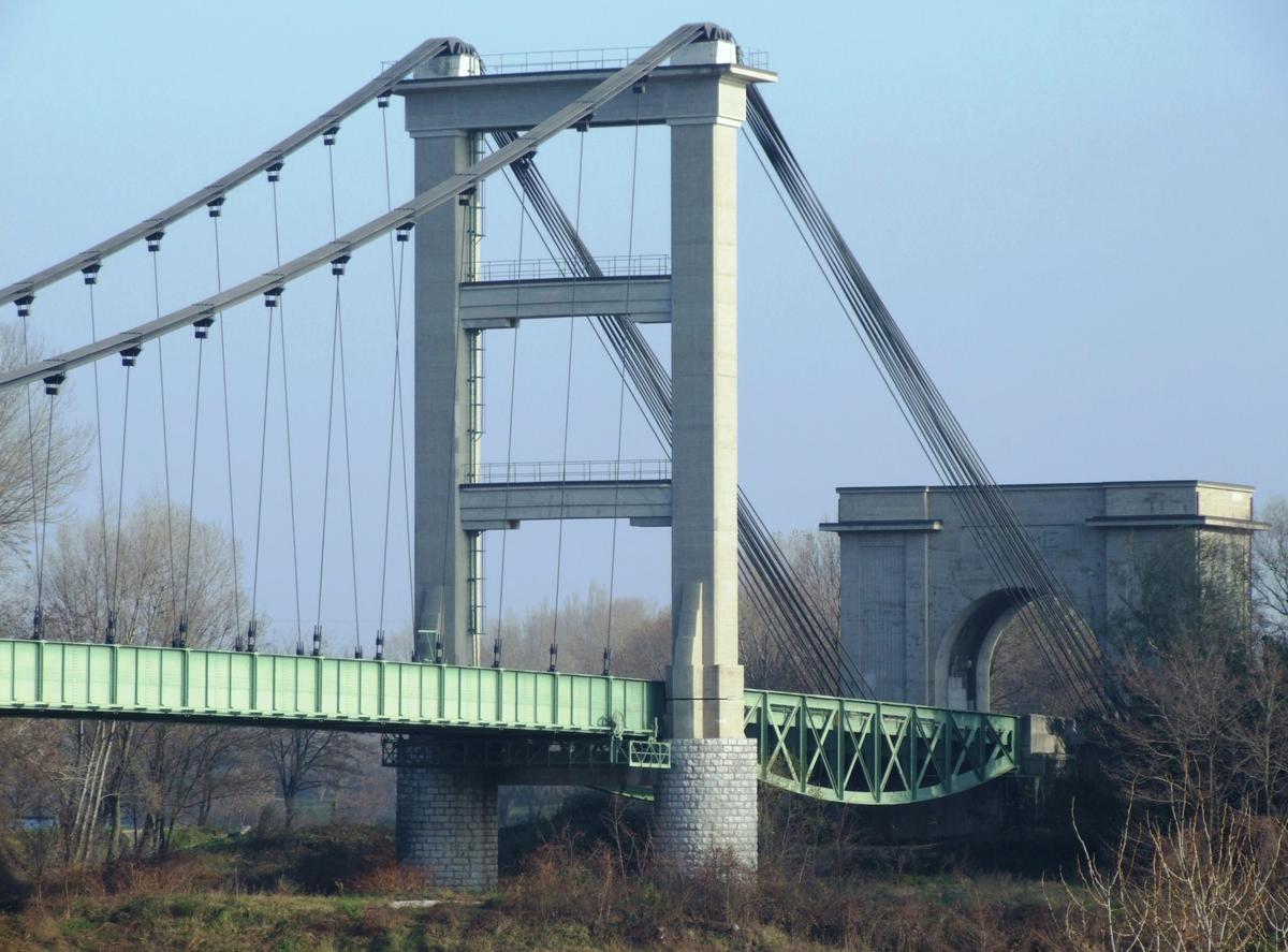 Le Teil - RN102 - Pont sur le Rhône 