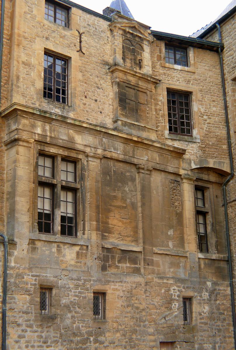 Château-fort de Sedan - Le pavillon Renaissance englobé dans les logis princiers 