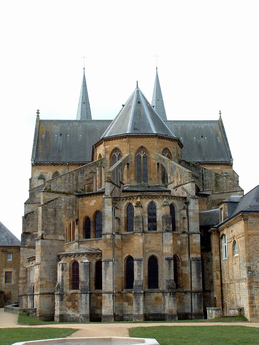 Mouzon - Abbaye Notre-Dame - Abbatiale - Chevet 
