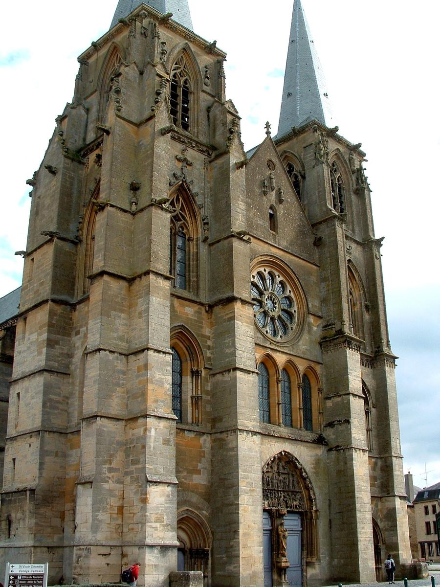 Mouzon - Abbaye Notre-Dame - Abbatiale - Façade occidentale 