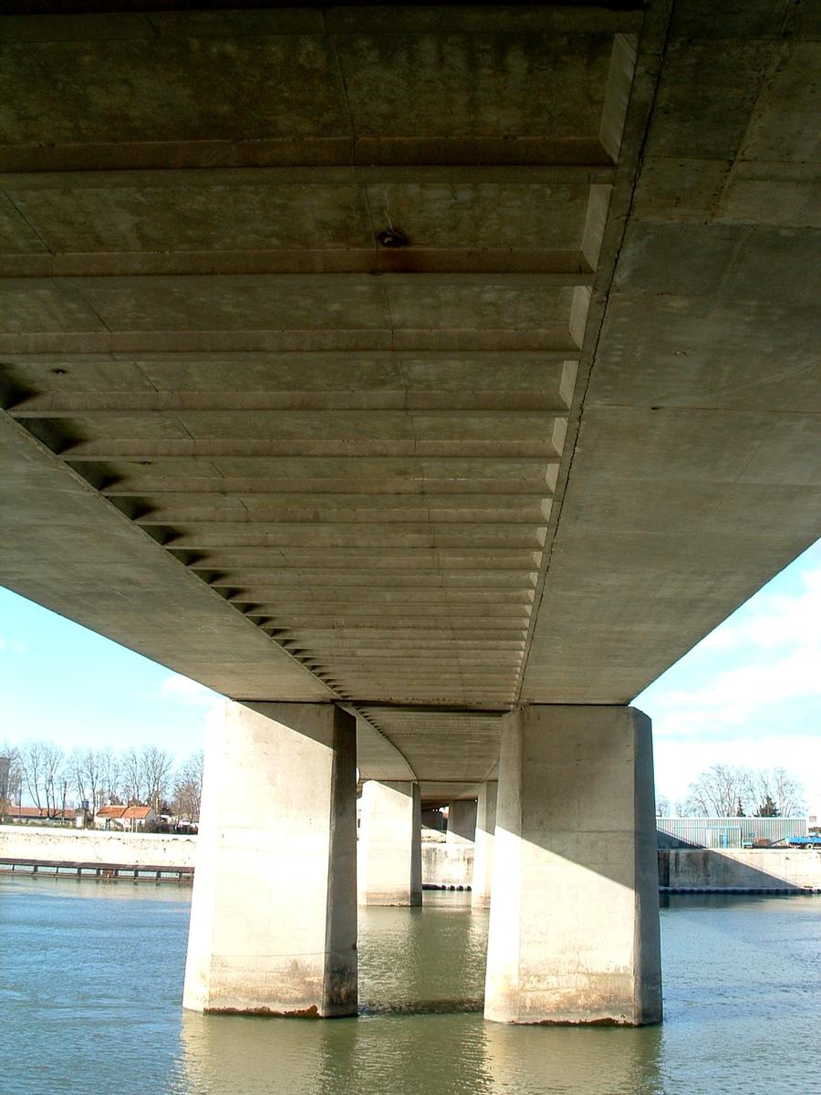 Arles - Pont de la RN113 sur le Rhône - Pile et sous-face du tablier 