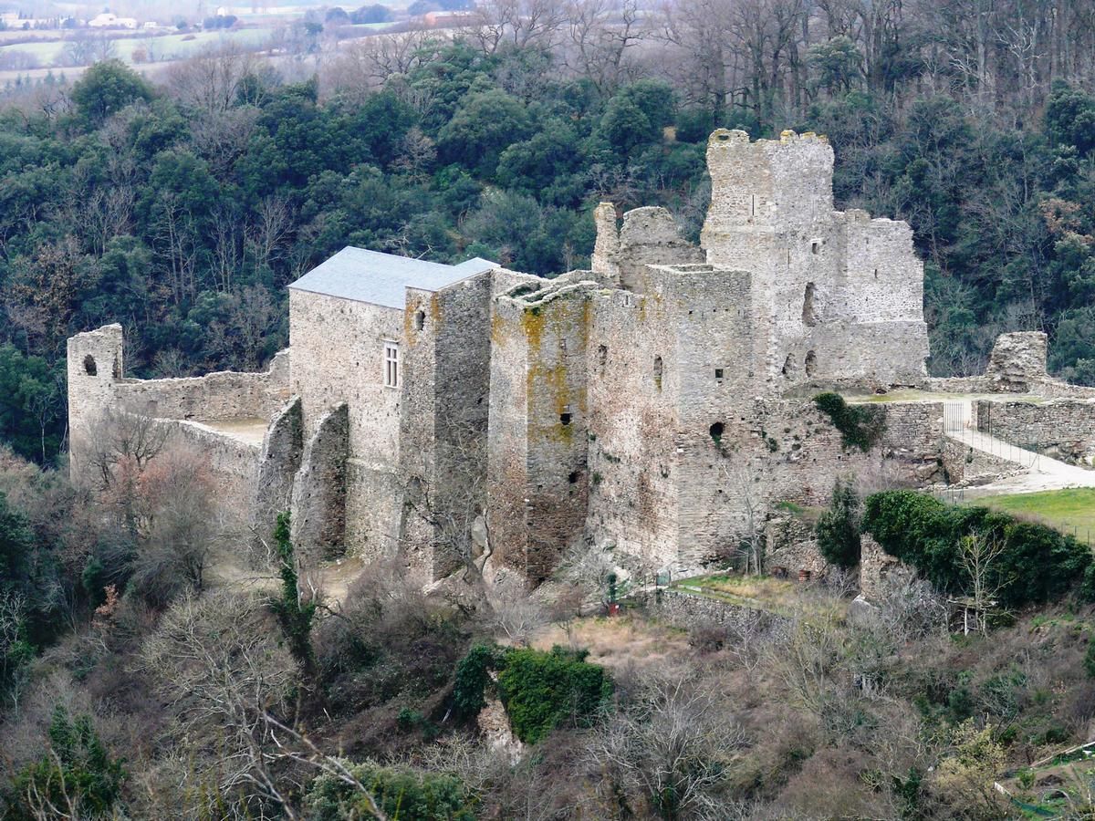Saissac Castle 