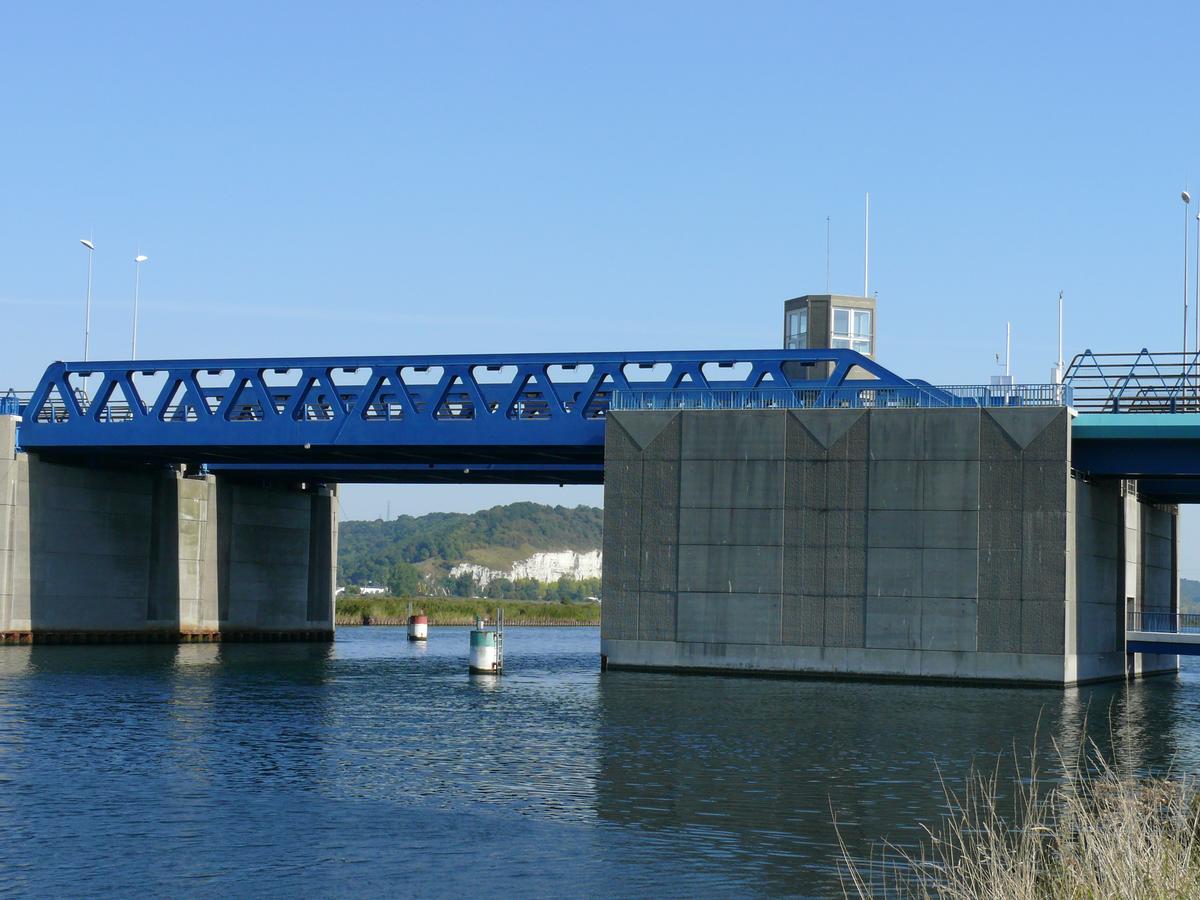 Autoroute A29 - Pont sur le canal de Tancarville - Le pont-levant 