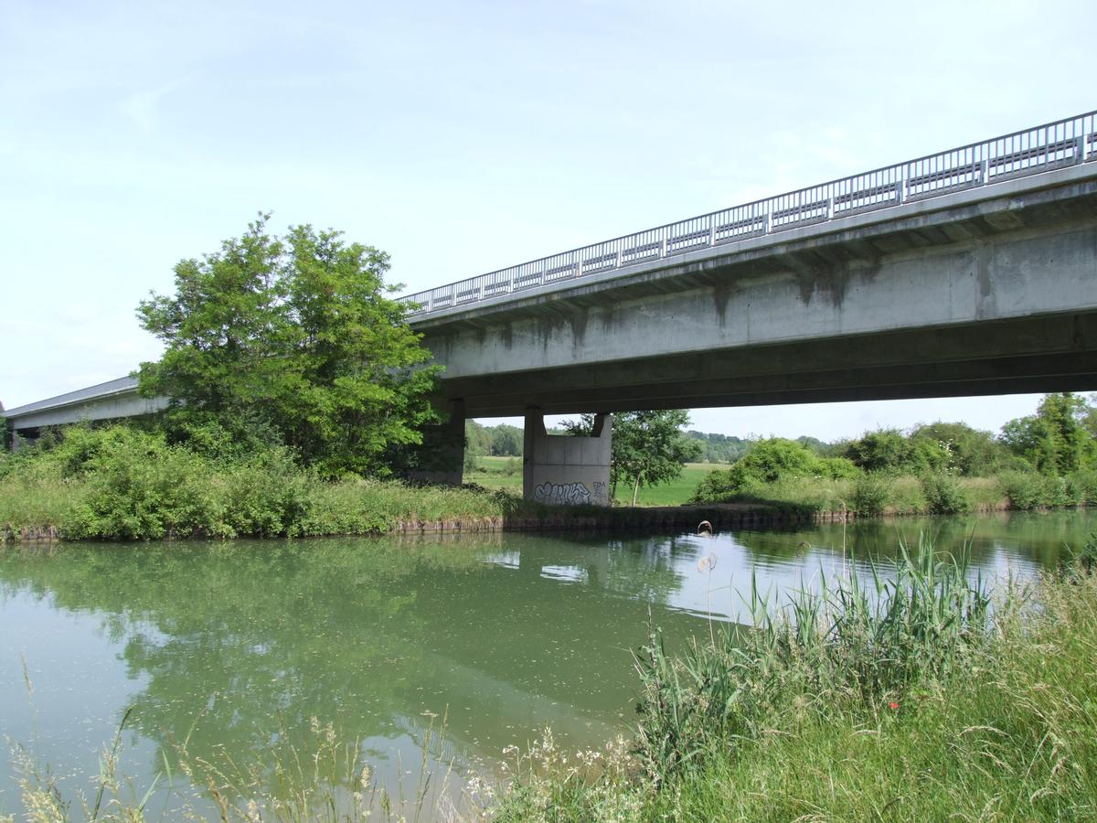 Autoroute A4 - Viaduc de la Meuse - Franchissement du canal 