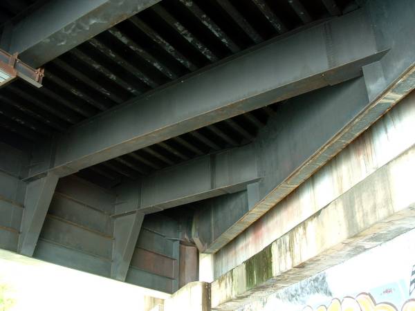 Autoroute A31: Viaduc d'Autreville Disposition des pièces de pont au droit d'une culée