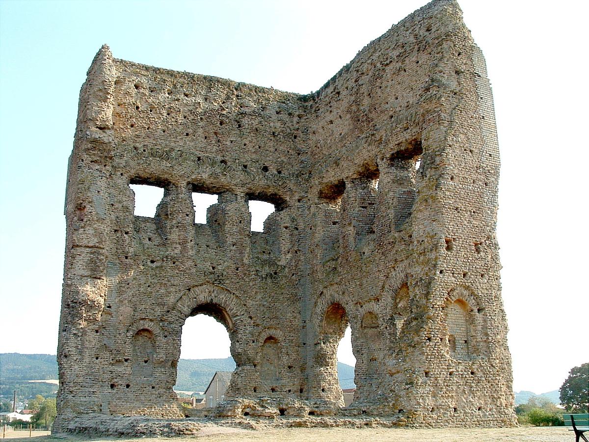 Temple of Janus, Autun 