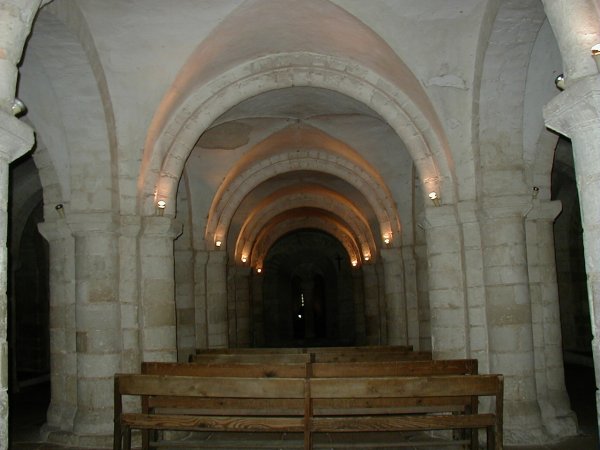 Cathédrale Saint-Etienne à Auxerre.Crypte 