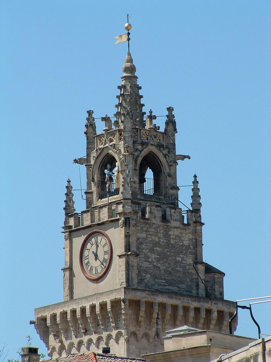 Avignon - Hôtel de ville - Place de l'Horloge - Tour d'Albane (seul reste de l'ancienne livrée d'Albane) ou tour du jacquemart 