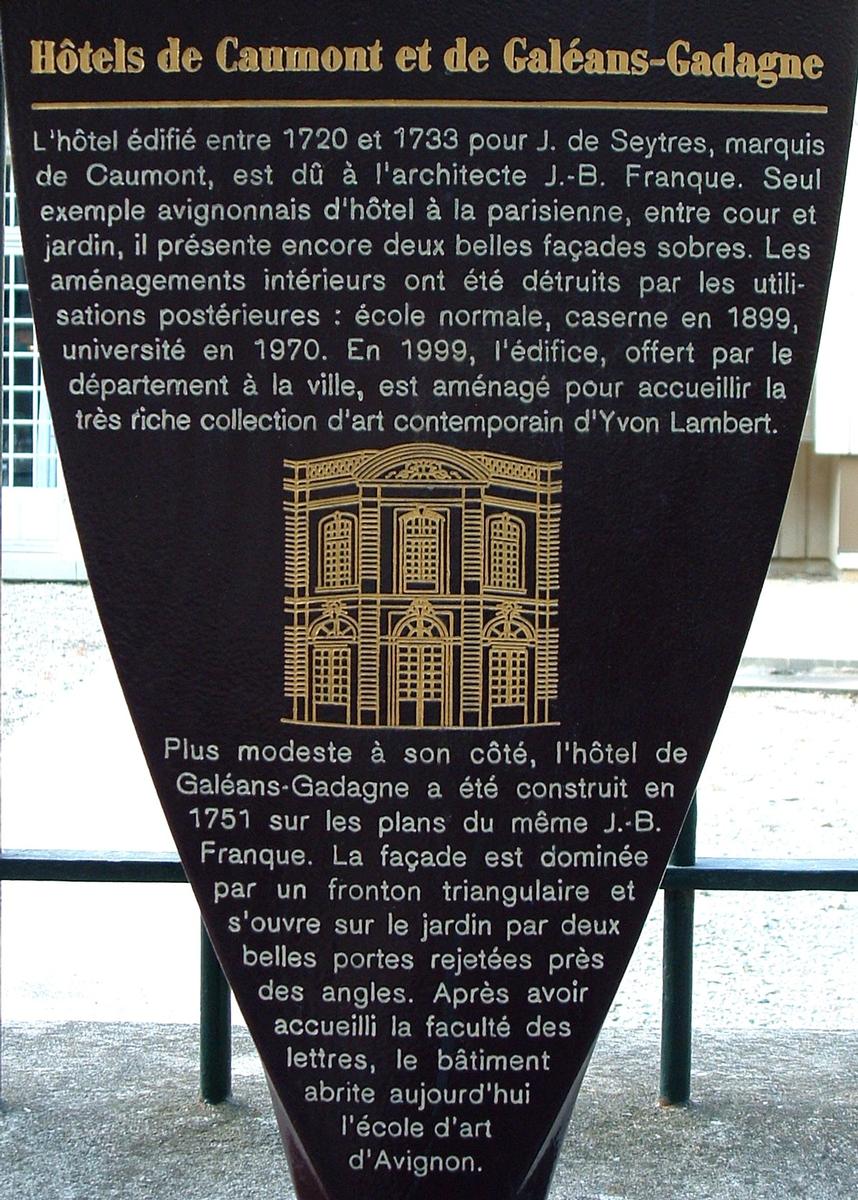 Hôtel de Caumon / Hôtel de Galéans-Gadagne, Avignon. Plaque 