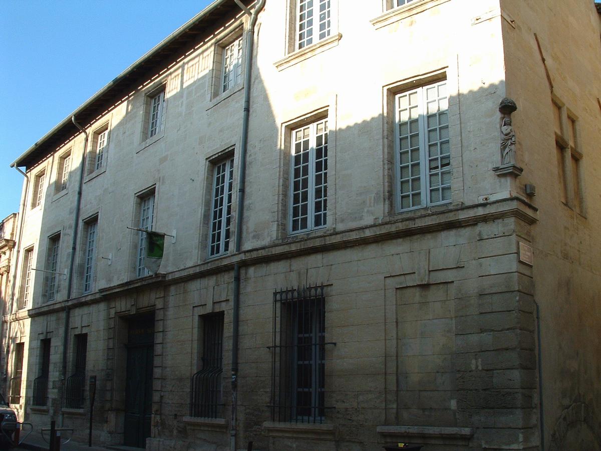 Avignon - Musée Requien - Façade sur rue 