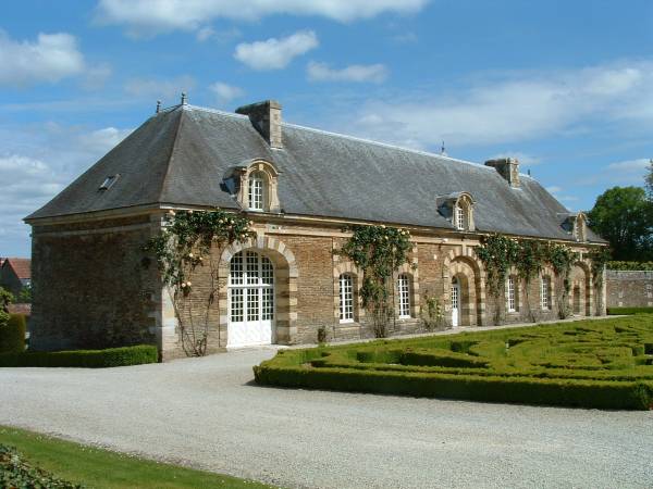 Château de Balleroy.Communs 