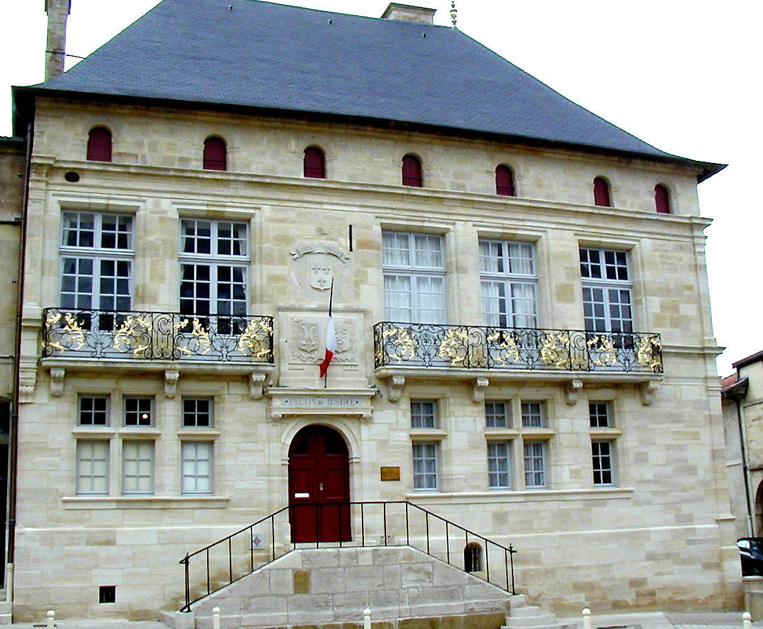 Bar-le-Duc - Palais de Justice, place Saint-Pierre 