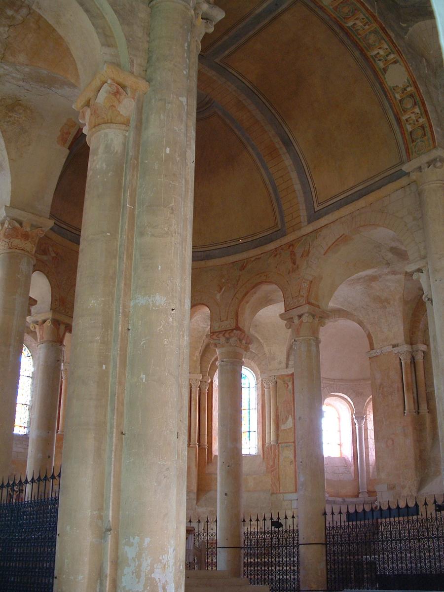 Basilique Saint-Hilaire-le-GrandChoeur 