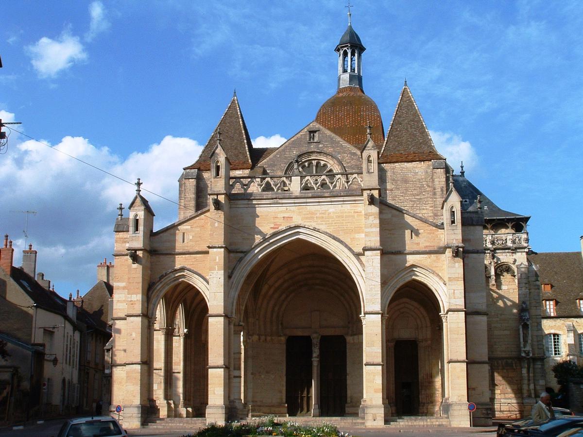 Collégiale Notre Dame Beaune Structurae - 