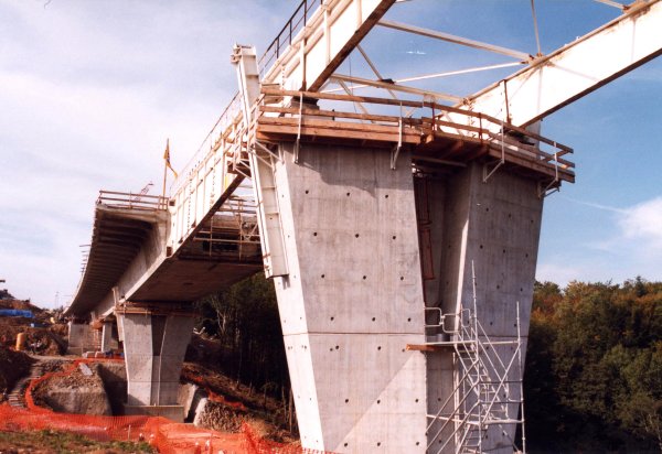 Bergères-Viadukt – Taktschieben des überbaus 