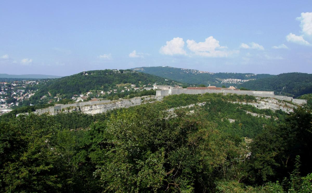 Citadelle de Besançon - Vue du fort Chaudanne (vue d'ensemble du site) 