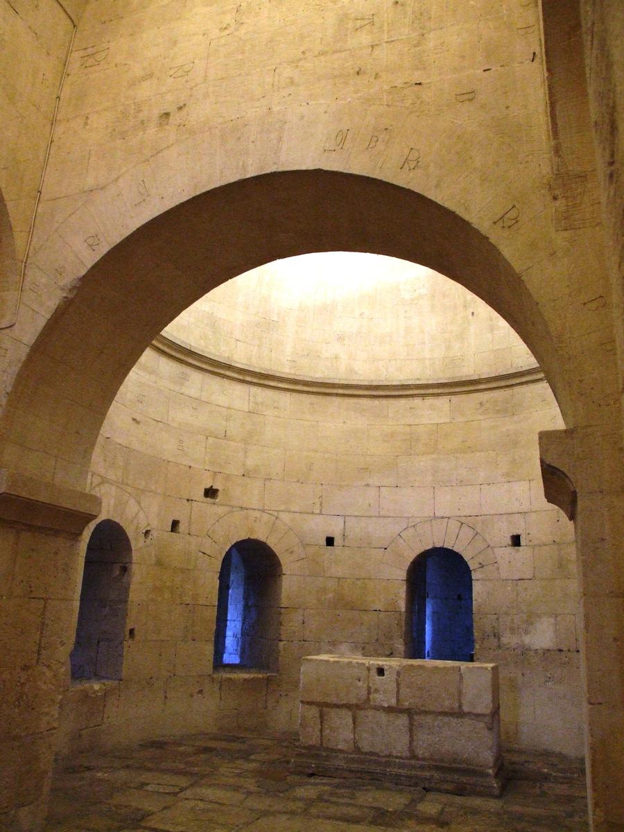 Abbaye de Montmajour - Eglise basse - Choeur 