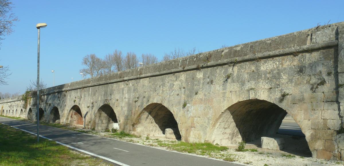 Pont-aqueduc de Pont-de-Crau 