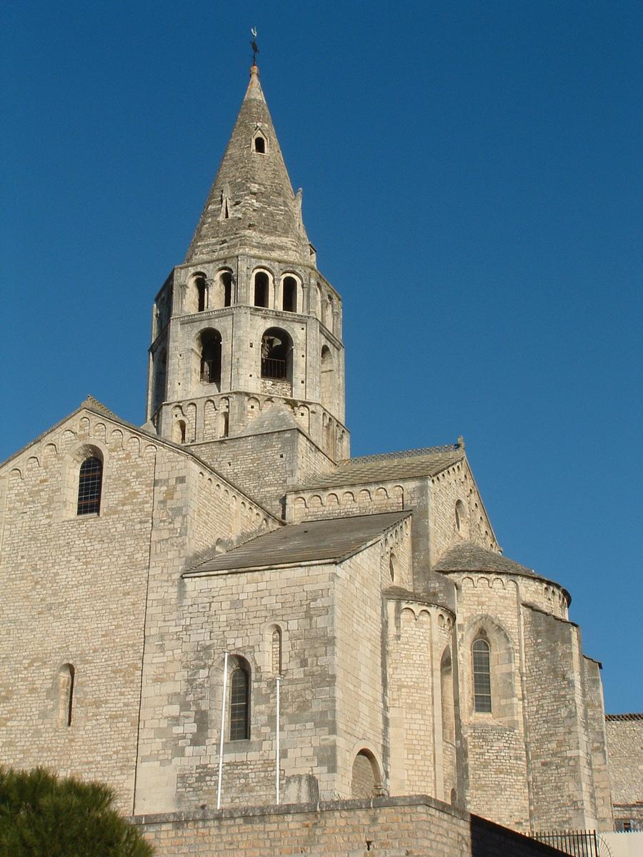 Bourg-Saint-Andéol - Eglise Saint-Andéol - Chevet 
