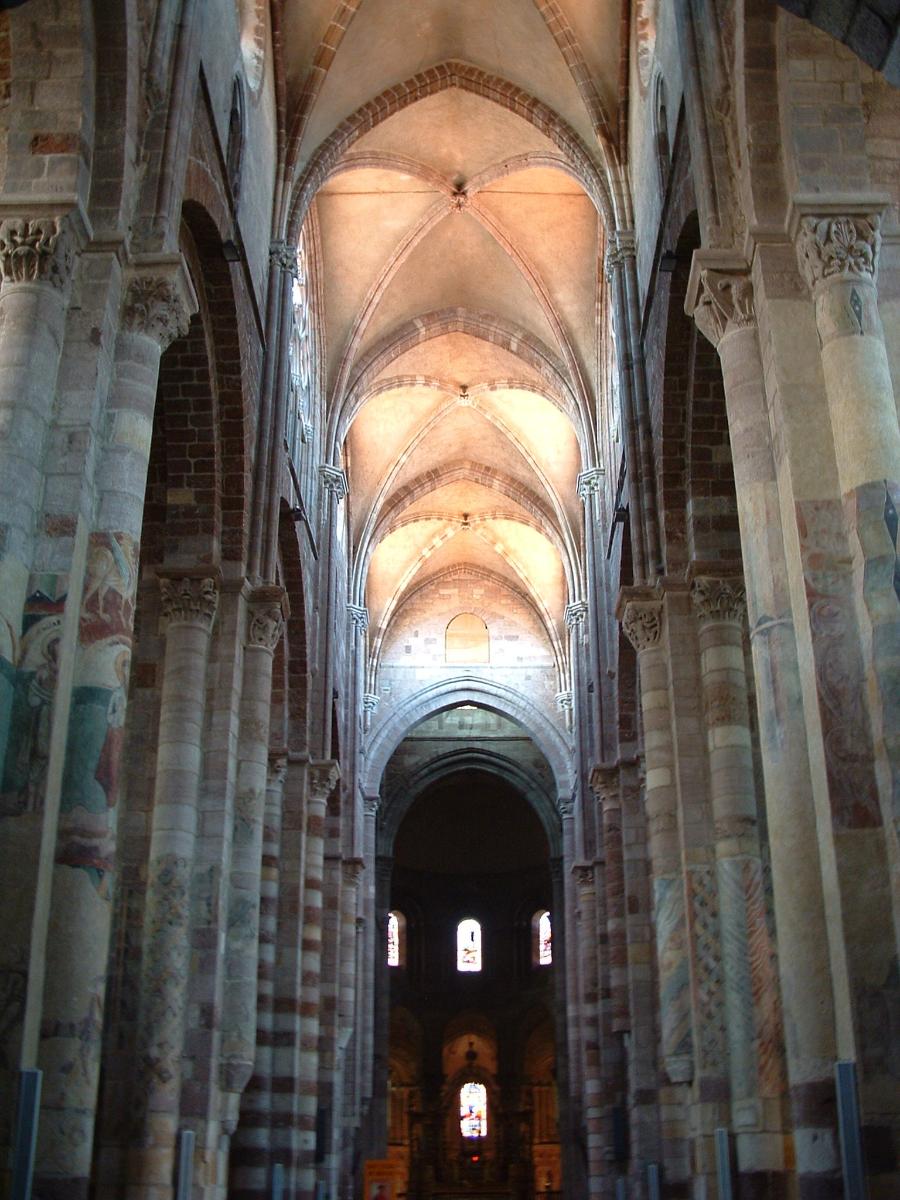 Basilique Saint-Julien, Brioude 