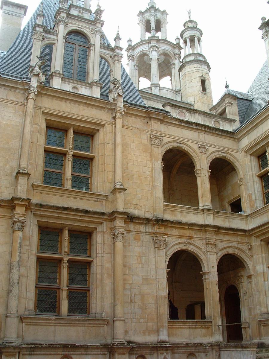 Caen - Hôtel d'Escoville 