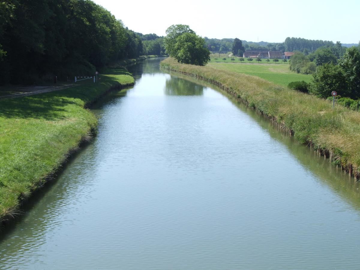 Briare-Kanal in Dammarie-sur-Loing 