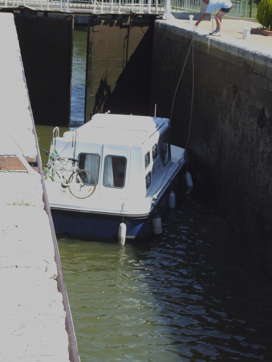 Briare-Kanal in Rogny - Schleuse Nr. 18 