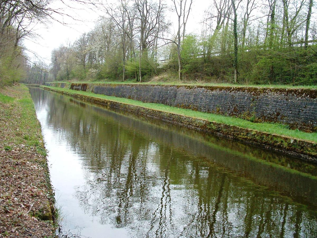 Canal du Centre - Montchanin - Tranchée (seuil) de Longpendu 