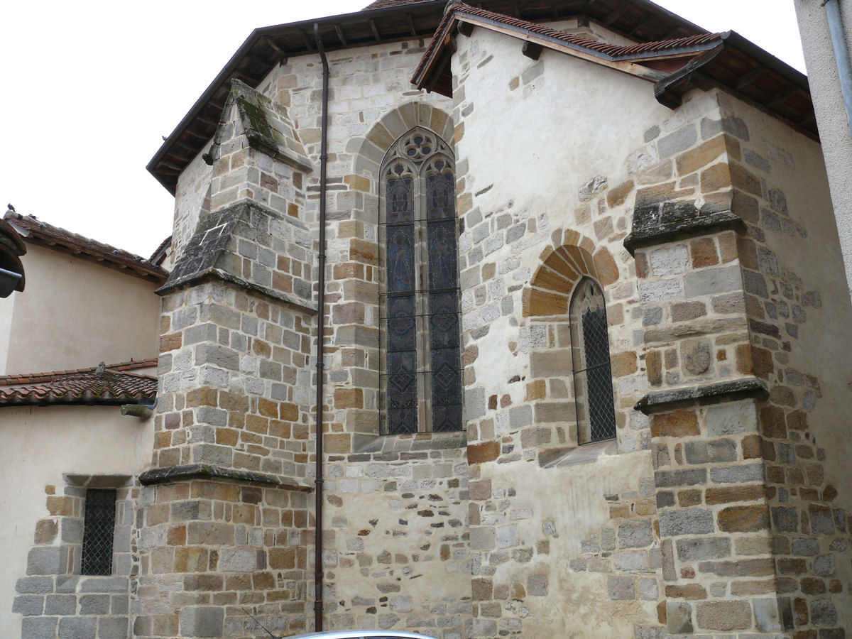 Maurs - Abbatiale Saint-Césaire (église Saint-Pierre) - Chevet 