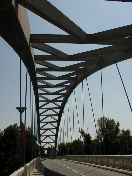 Castelmoron Bridge 