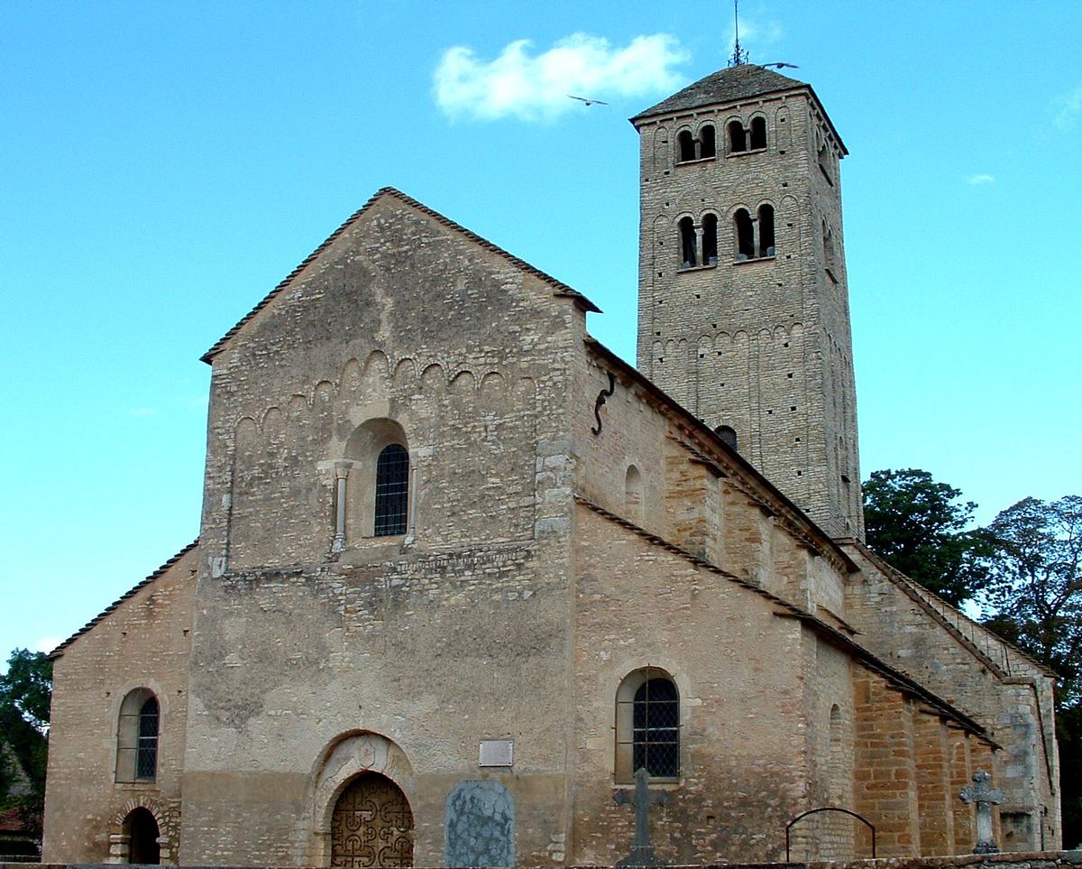 Chapaize - Eglise Saint-Martin - Ensemble vu du côté occidental 