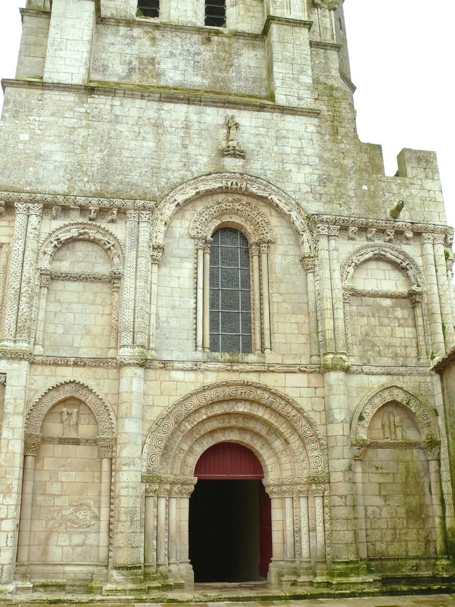 Corme-Royal - Eglise Saint-Nazaire - Façade 