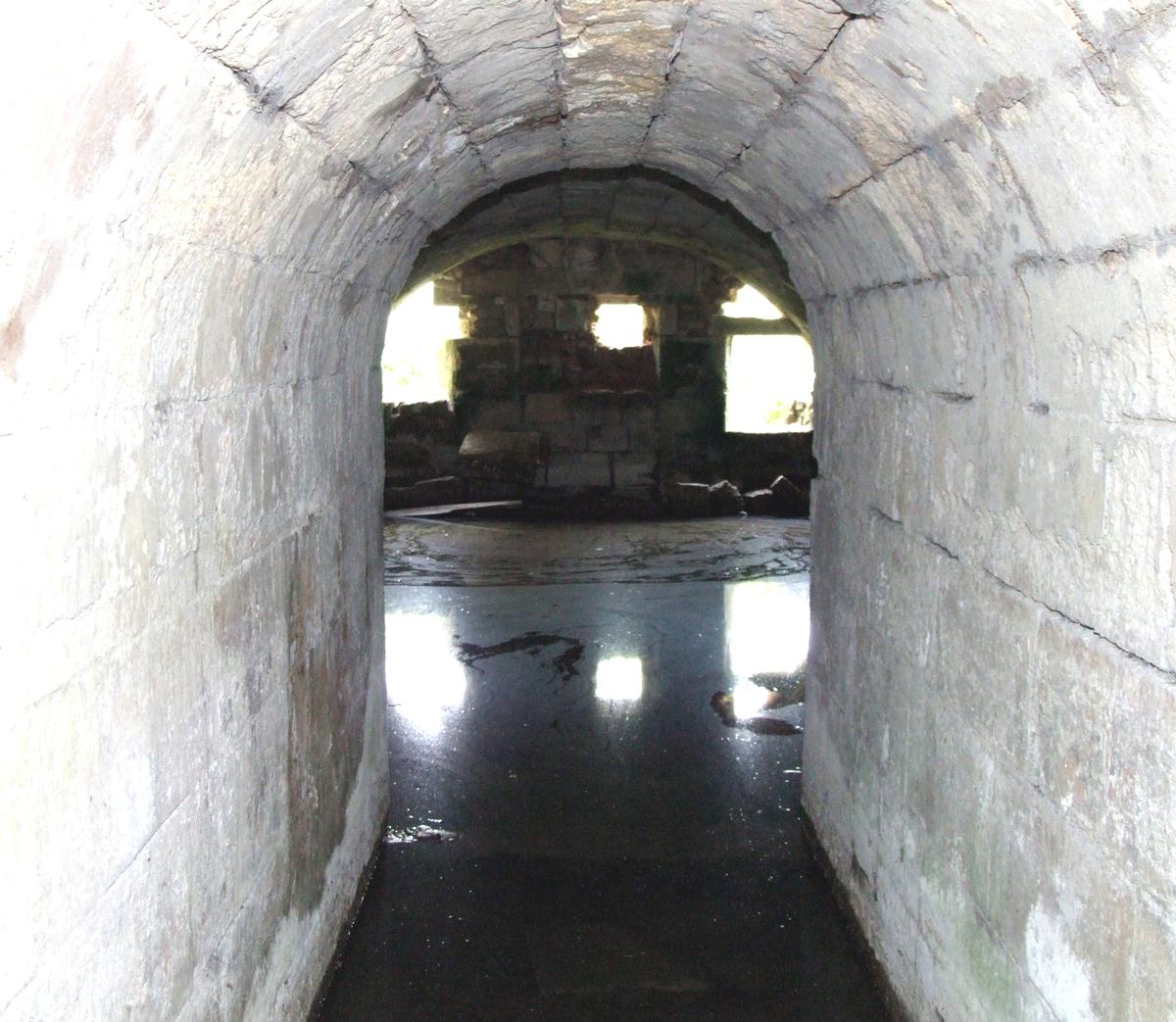Remparts de Brouage - Bastion d'Hiers - Port souterrain 