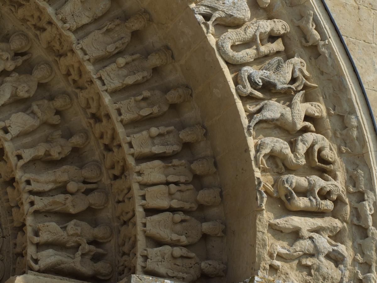 Aulnay-de-Saintonge - Eglise Saint-Pierre-de-la-Tour - Portail sud - Détail des voussures 