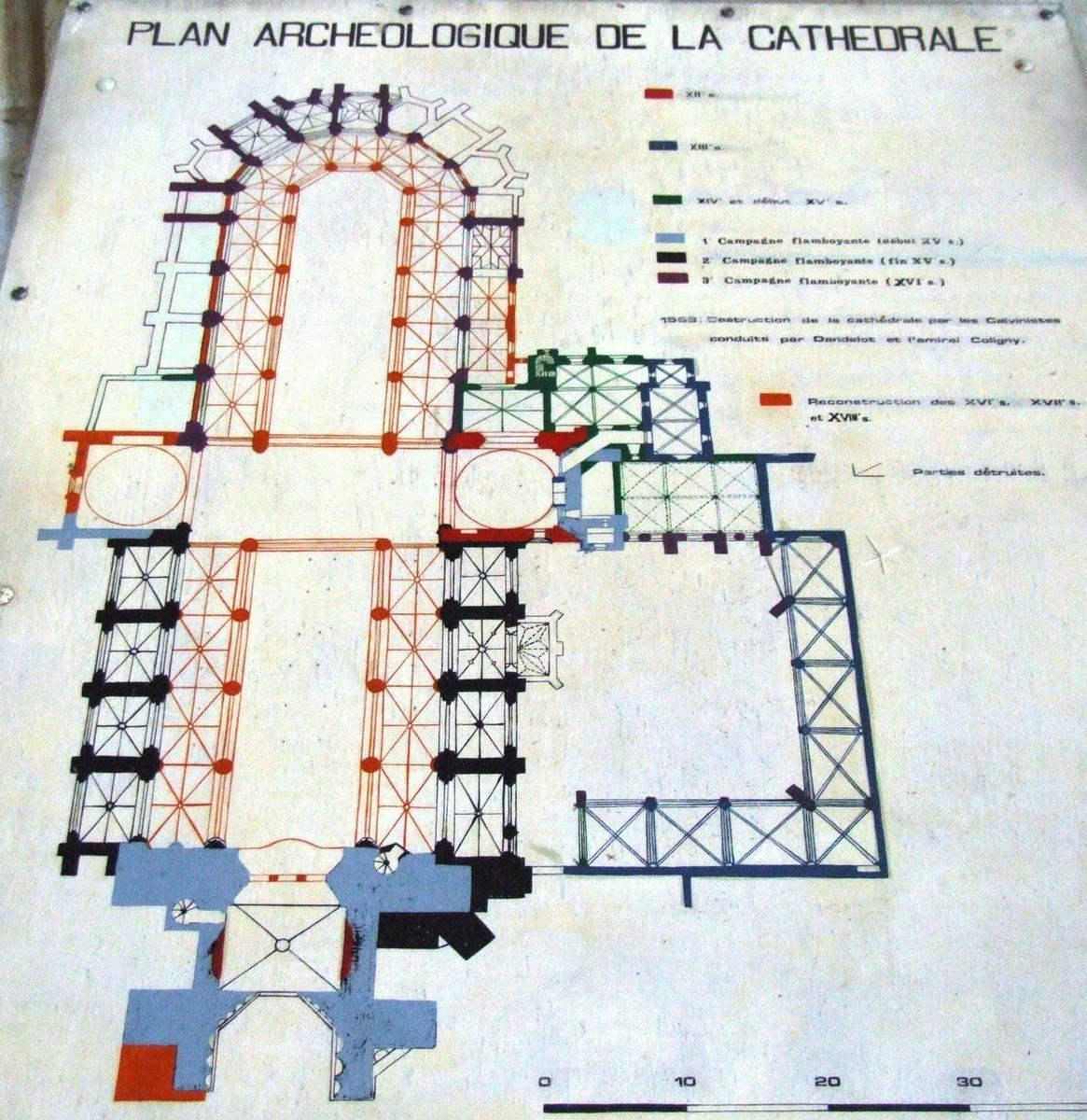 Saintes - Cathédrale Saint-Pierre - Plan archéologique de la cathédrale 