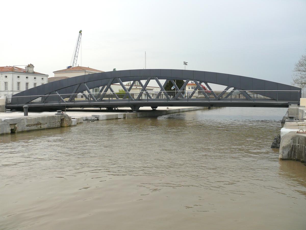 Drehbrücke am Port de Commerce 