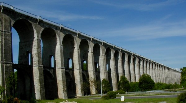 Pont ferroviaire de Chaumont.Vue d'ensemble 